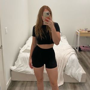 Black mini shorts 😍